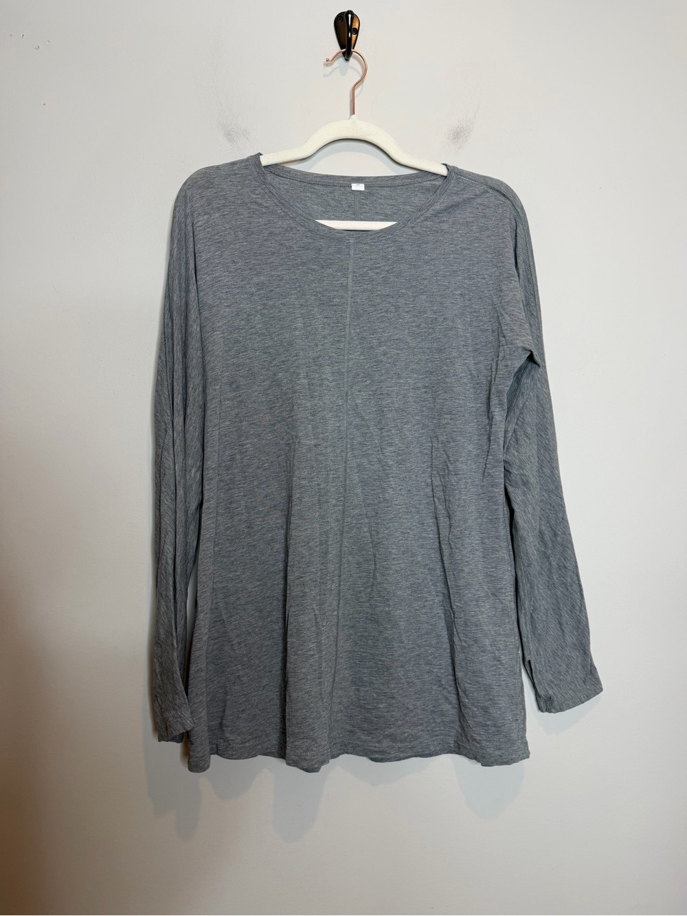 Lululemon Women’s L 10 12 Gray Long Sleeve Tunic Top Thumbholes Relaxed Fit